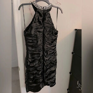 CACHET 12 black sleeveless cocktail dress Ruffled & crystal embellished neck